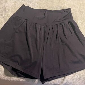 Halara Super High Waisted Back Pocket and Side XL Shorts